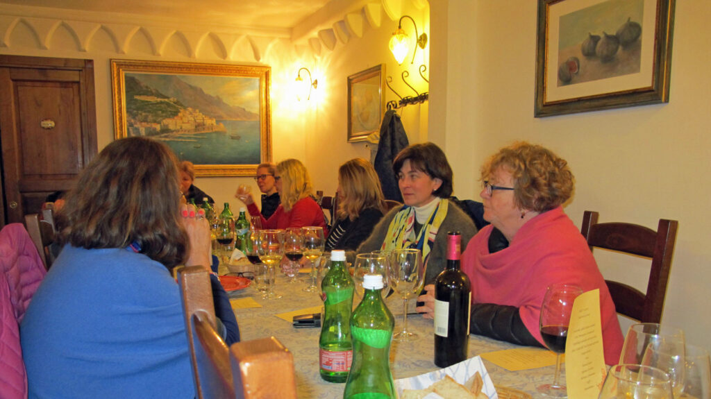 Trattoria dei Cartari.
